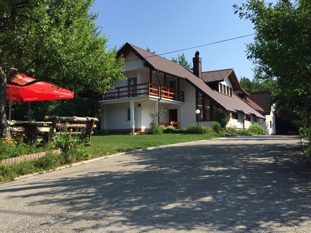 House Samardzic Hotel Jezerce Exterior photo
